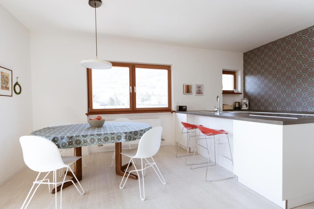 Schoene Wohnung Am Stadtrand Von Meran Valentinhof エクステリア 写真