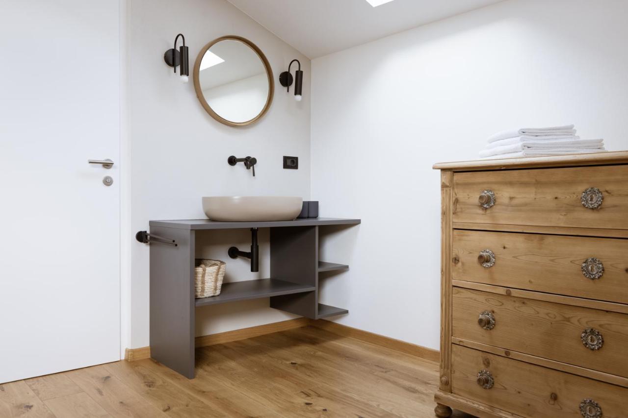 Schoene Wohnung Am Stadtrand Von Meran Valentinhof エクステリア 写真